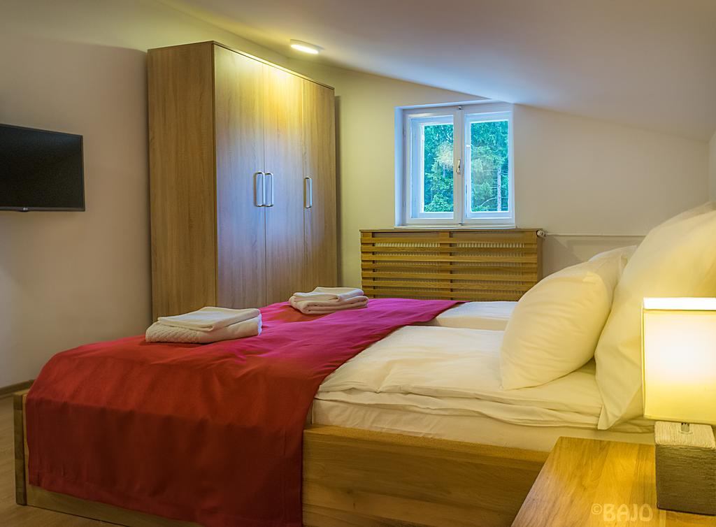 Motel Vila Andrea サラエヴォ エクステリア 写真