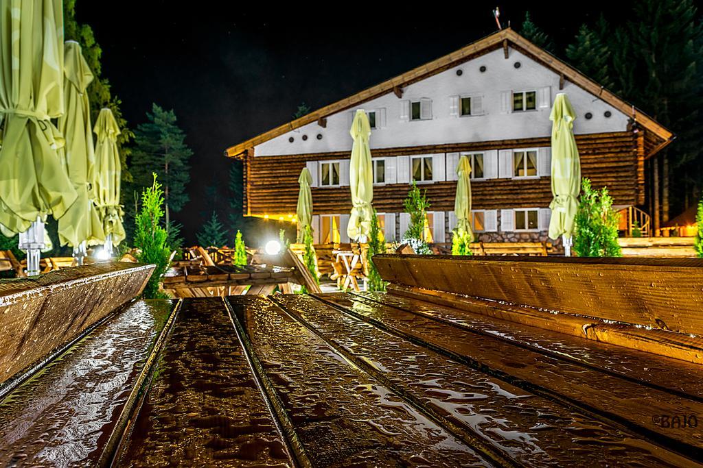Motel Vila Andrea サラエヴォ エクステリア 写真