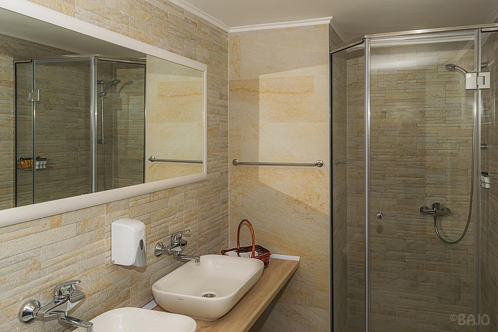Motel Vila Andrea サラエヴォ エクステリア 写真